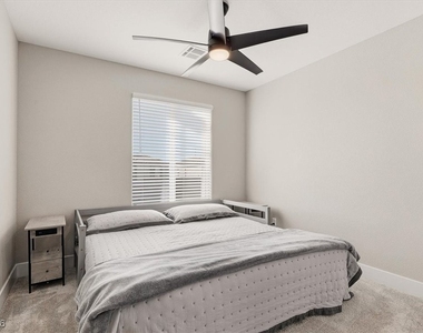 4536 Anspach Street - Photo Thumbnail 16