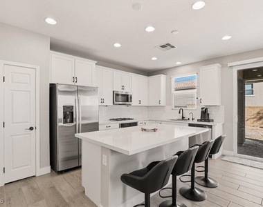 4536 Anspach Street - Photo Thumbnail 4