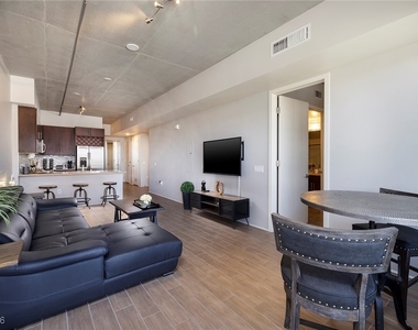 353 E Bonneville Avenue - Photo Thumbnail 25