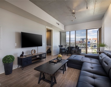 353 E Bonneville Avenue - Photo Thumbnail 24