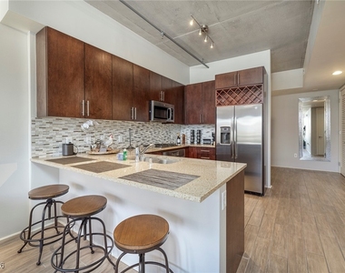 353 E Bonneville Avenue - Photo Thumbnail 34
