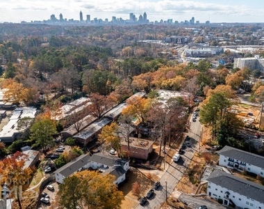 1135 Woodland Avenue Ne - Photo Thumbnail 9