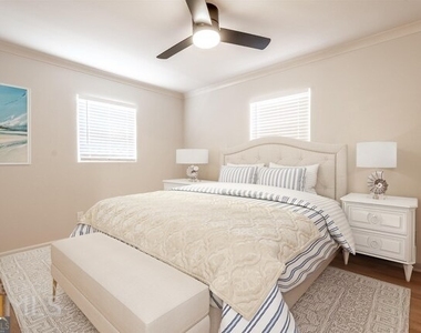 1135 Woodland Avenue Ne - Photo Thumbnail 1