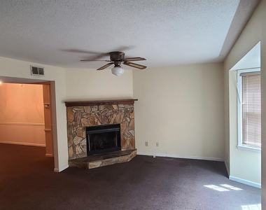 4353 Barrington Place - Photo Thumbnail 5
