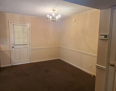 4353 Barrington Place - Photo Thumbnail 4