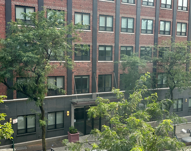 West 53rd Street - Photo Thumbnail 11