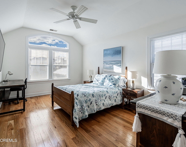 38 Ocean Avenue - Photo Thumbnail 20