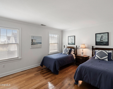 38 Ocean Avenue - Photo Thumbnail 18