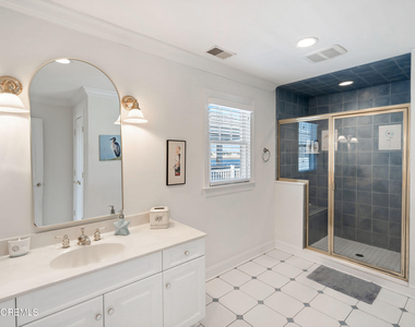 38 Ocean Avenue - Photo Thumbnail 19