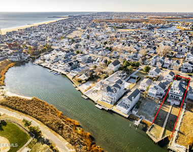 38 Ocean Avenue - Photo Thumbnail 32