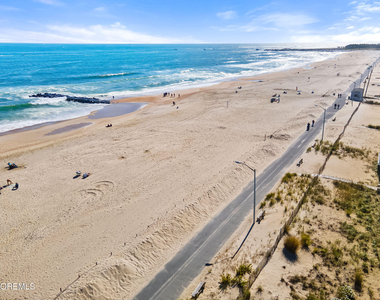 38 Ocean Avenue - Photo Thumbnail 37