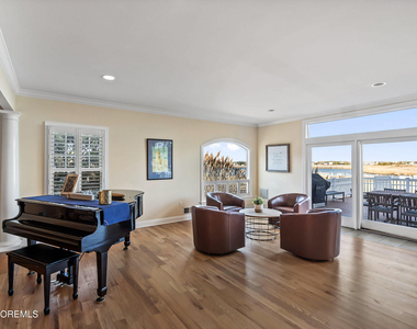 38 Ocean Avenue - Photo Thumbnail 7