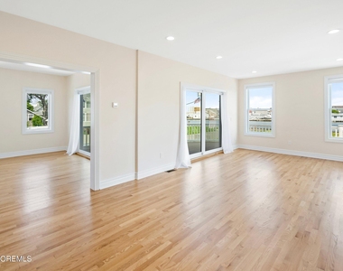 3 Grant Avenue - Photo Thumbnail 13