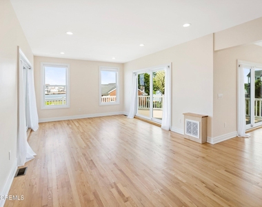 3 Grant Avenue - Photo Thumbnail 9