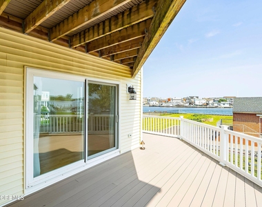 3 Grant Avenue - Photo Thumbnail 12