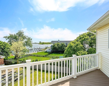 3 Grant Avenue - Photo Thumbnail 20