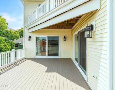 3 Grant Avenue - Photo Thumbnail 2
