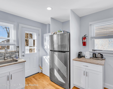 410 4th Avenue - Photo Thumbnail 9