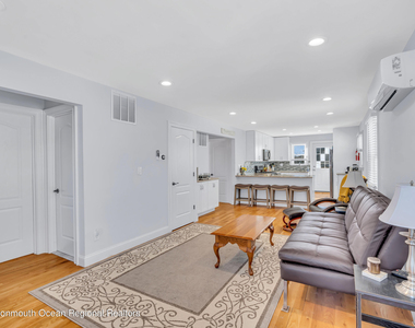 410 4th Avenue - Photo Thumbnail 2