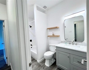 9600 Royal Lane - Photo Thumbnail 18