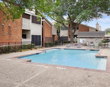 9600 Royal Lane - Photo Thumbnail 15