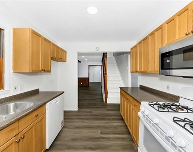 828 S Collins Street - Photo Thumbnail 12