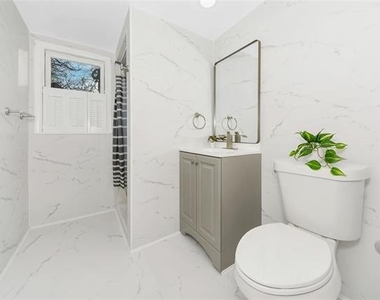 828 S Collins Street - Photo Thumbnail 32