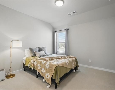 3003 Wind Knot Way - Photo Thumbnail 18