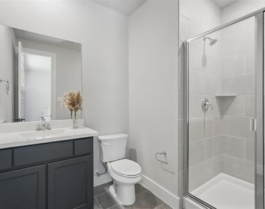 3003 Wind Knot Way - Photo Thumbnail 26