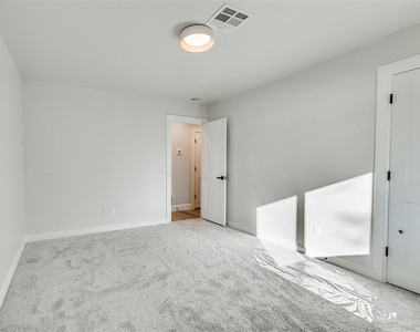 2101 Nw 60th Street - Photo Thumbnail 27