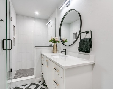 2101 Nw 60th Street - Photo Thumbnail 26