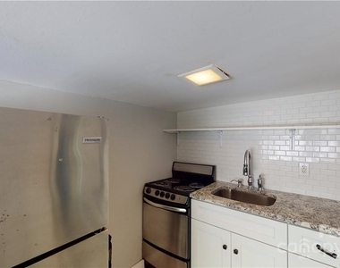 428 Hawthorne Lane - Photo Thumbnail 8