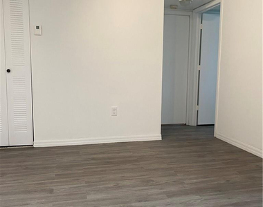 12112 Saint Andrews Place - Photo Thumbnail 20