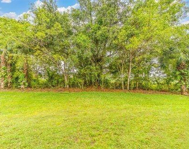 2601 Creekside Drive - Photo Thumbnail 21