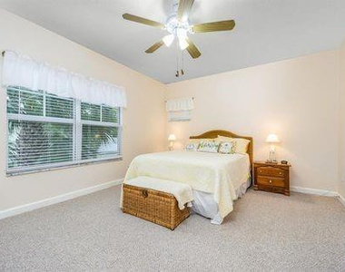 2601 Creekside Drive - Photo Thumbnail 22