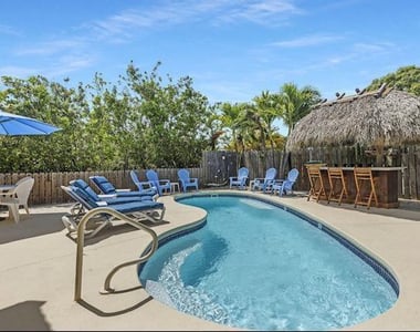 309 E Calzada De Bougainville - Photo Thumbnail 1