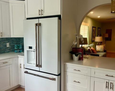 309 E Calzada De Bougainville - Photo Thumbnail 8