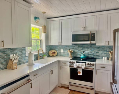 309 E Calzada De Bougainville - Photo Thumbnail 7