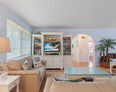 309 E Calzada De Bougainville - Photo Thumbnail 10