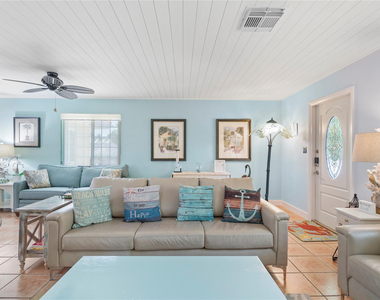 309 E Calzada De Bougainville - Photo Thumbnail 11