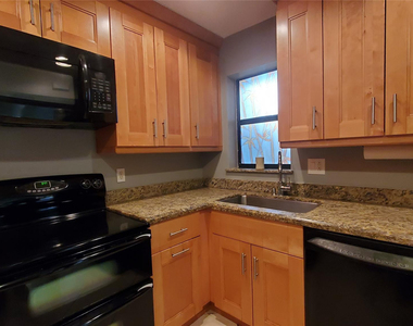 3831 Cocoplum Circle - Photo Thumbnail 10