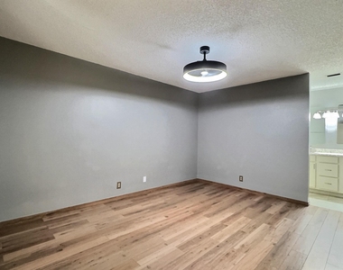 3831 Cocoplum Circle - Photo Thumbnail 21