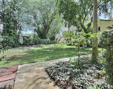 3831 Cocoplum Circle - Photo Thumbnail 20