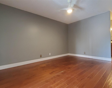 3831 Cocoplum Circle - Photo Thumbnail 13