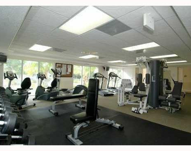 1515 E Broward Boulevard - Photo Thumbnail 5