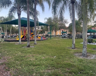 5620 Nw 61st Street - Photo Thumbnail 14