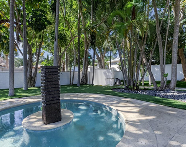 1800 Se Admirals Way - Photo Thumbnail 41