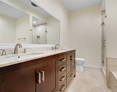4949 Genesta Avenue - Photo Thumbnail 22