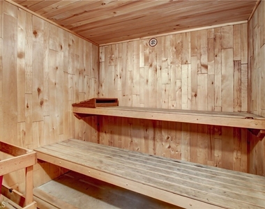 4949 Genesta Avenue - Photo Thumbnail 32