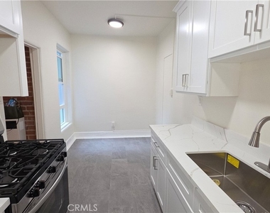 3408 W Sunset Boulevard - Photo Thumbnail 6